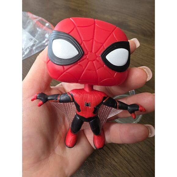 Funko Pop! Vinyl: Marvel - Spider-Man Upgraded Suit #923 OOB - Picture 8 of 13